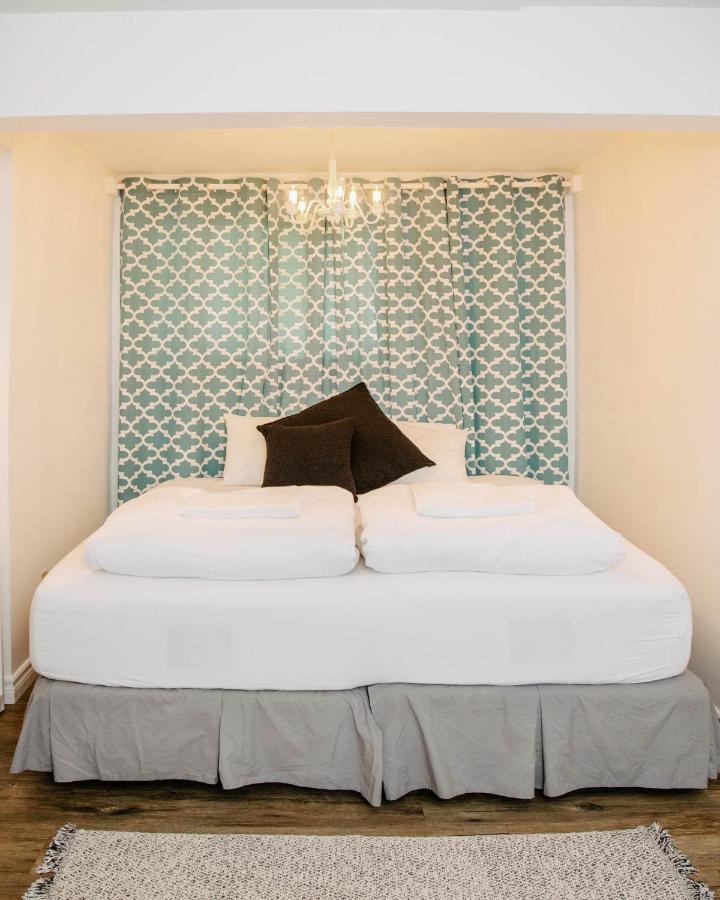 Auberge Sutton Brouerie Стая снимка
