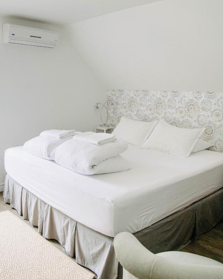 Auberge Sutton Brouerie Стая снимка