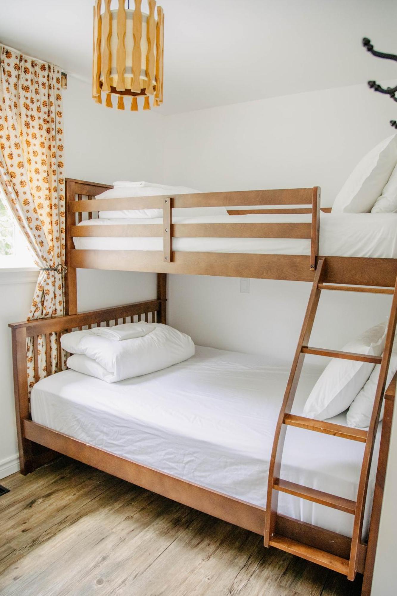 Auberge Sutton Brouerie Стая снимка